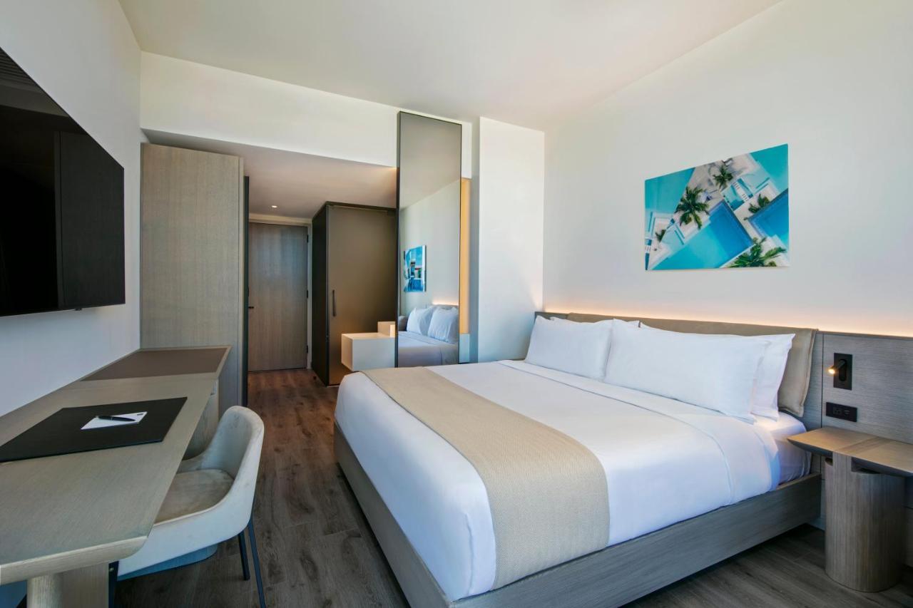 Hotel Ac By Marriott Downtown Angeles 4*